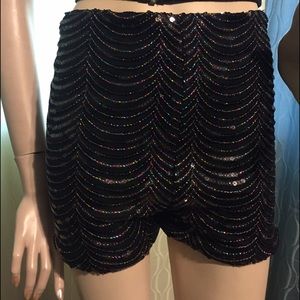 High waisted! Black embellished sequin shorts