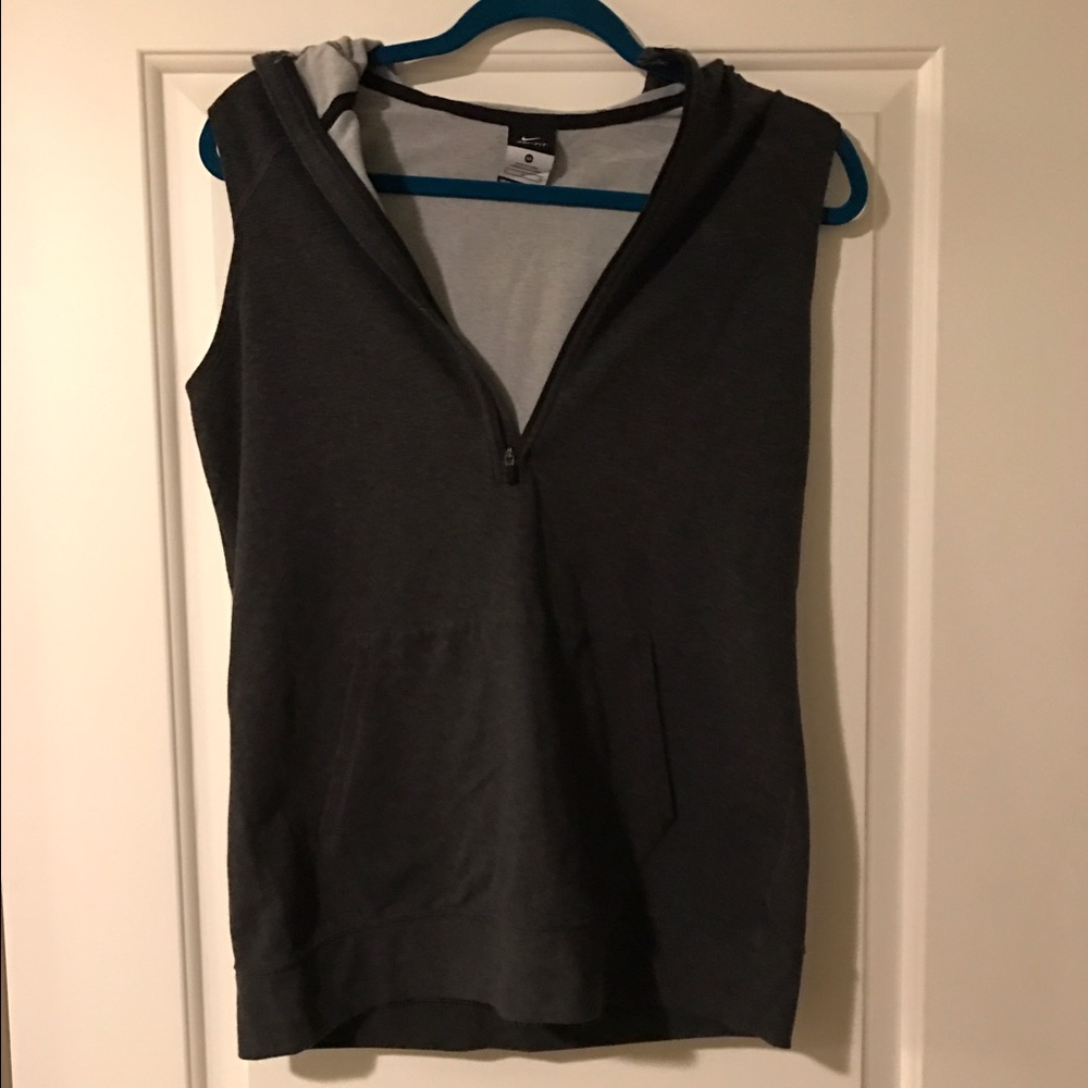 Nike hoodie short sleeved pull over