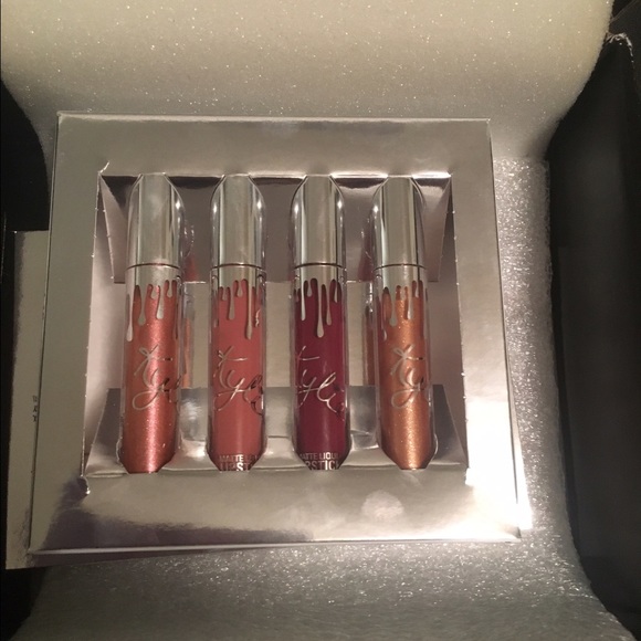 Kylie Cosmetics FULL SIZE 4 Piece Holiday Edition