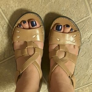 Tan super cute sandals
