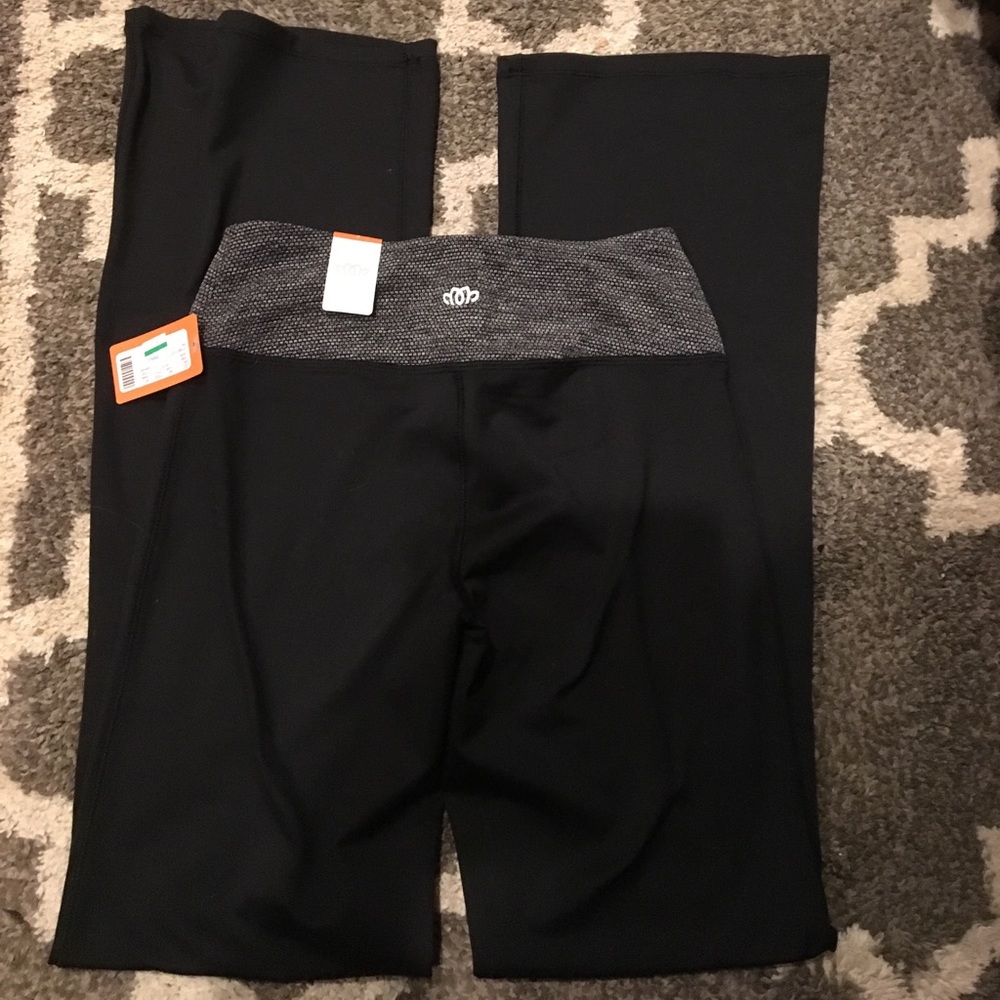 NWT- Maurice's boot cut leggings (Workout)