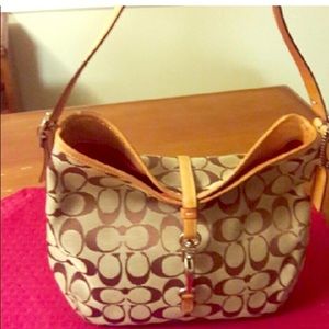 Signature C Fabric Coach Clasp bag