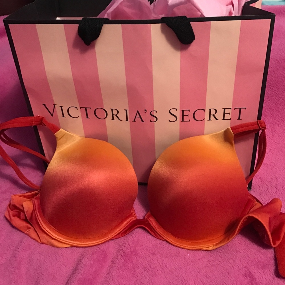 RARE Victoria's Secret Very Sexy Push-Up Ombré Bra