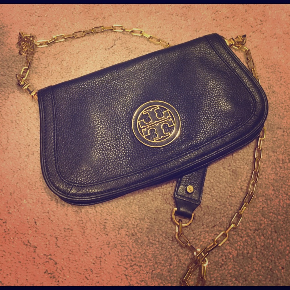 Tory Burch- Amanda sling bag