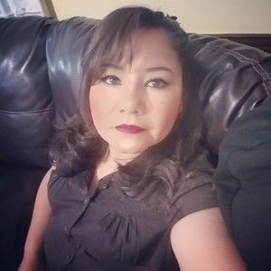 Meet your Posher, Eliza