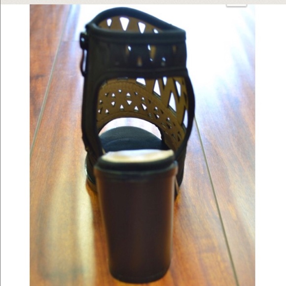 🌸Peep Toe Ankle Booties - Picture 6 of 7