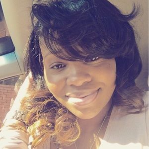 Meet your Posher, Sheena