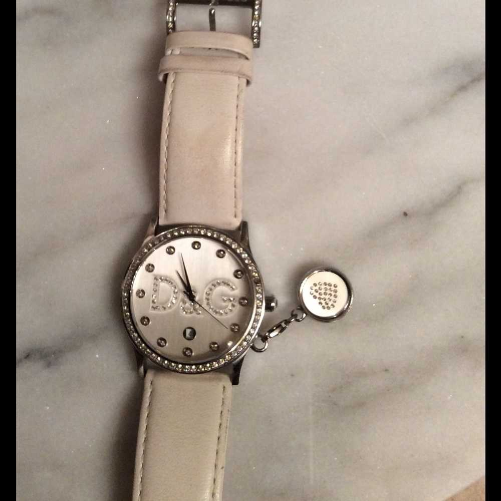 D&G by Docle & Gabanna Watch - Picture 2 of 3