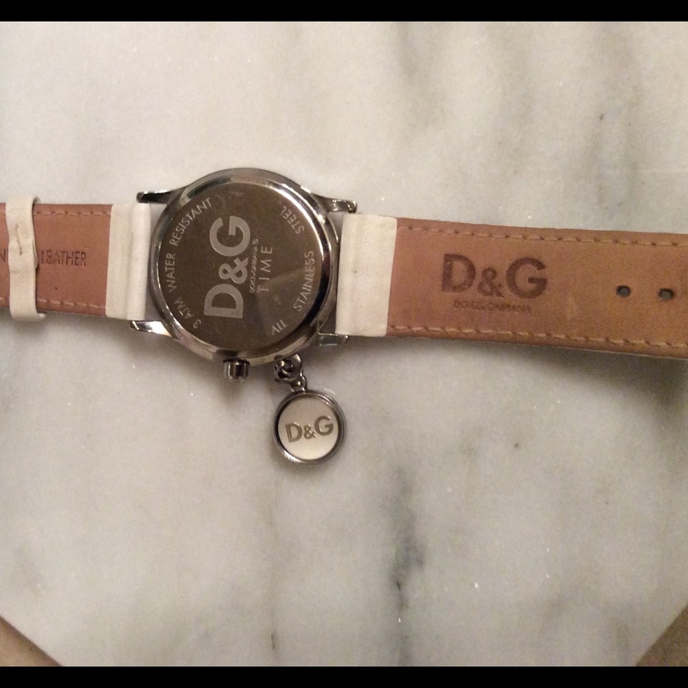 D&G by Docle & Gabanna Watch - Picture 3 of 3