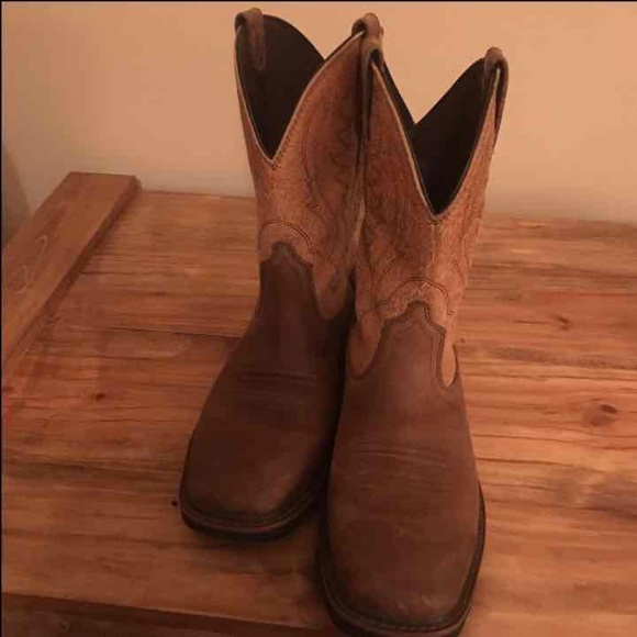 Men's Ariat Boots! - Picture 2 of 3
