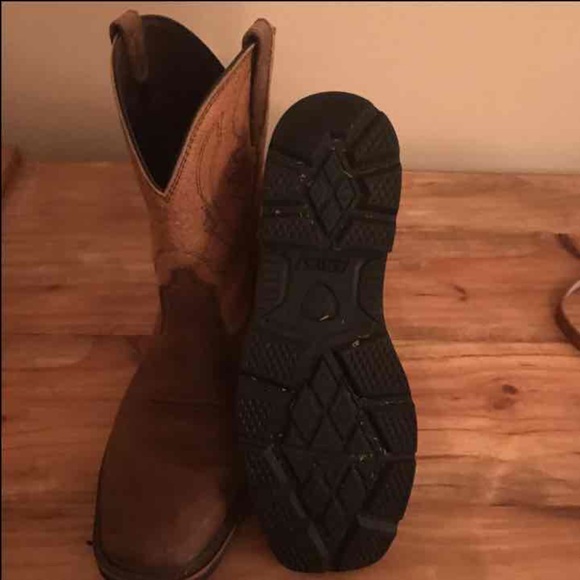 Men's Ariat Boots! - Picture 3 of 3
