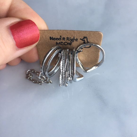 💜3 for $15💜Stackable silver ring set - Picture 2 of 3