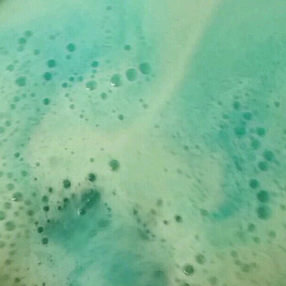 Bath Bomb (for Debra S) - Picture 2 of 3