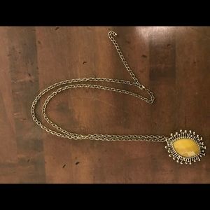 Long yellow stoned necklace