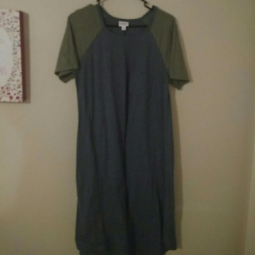 Blue and Green Heathered Carly