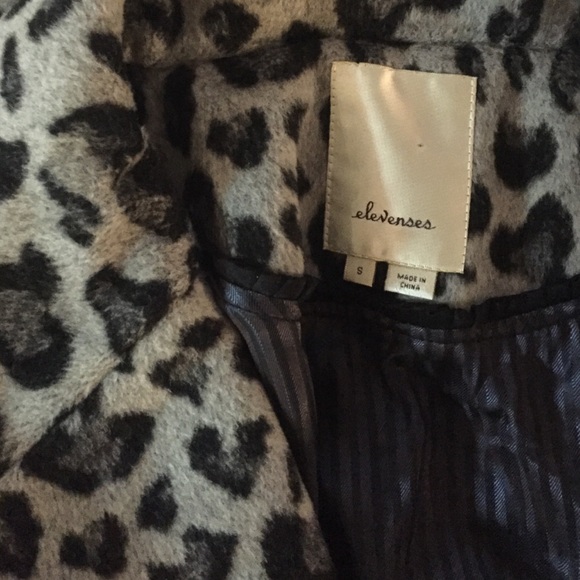 ❌Sold❌ Elevensies Trapeze Coat NWT - Picture 3 of 3