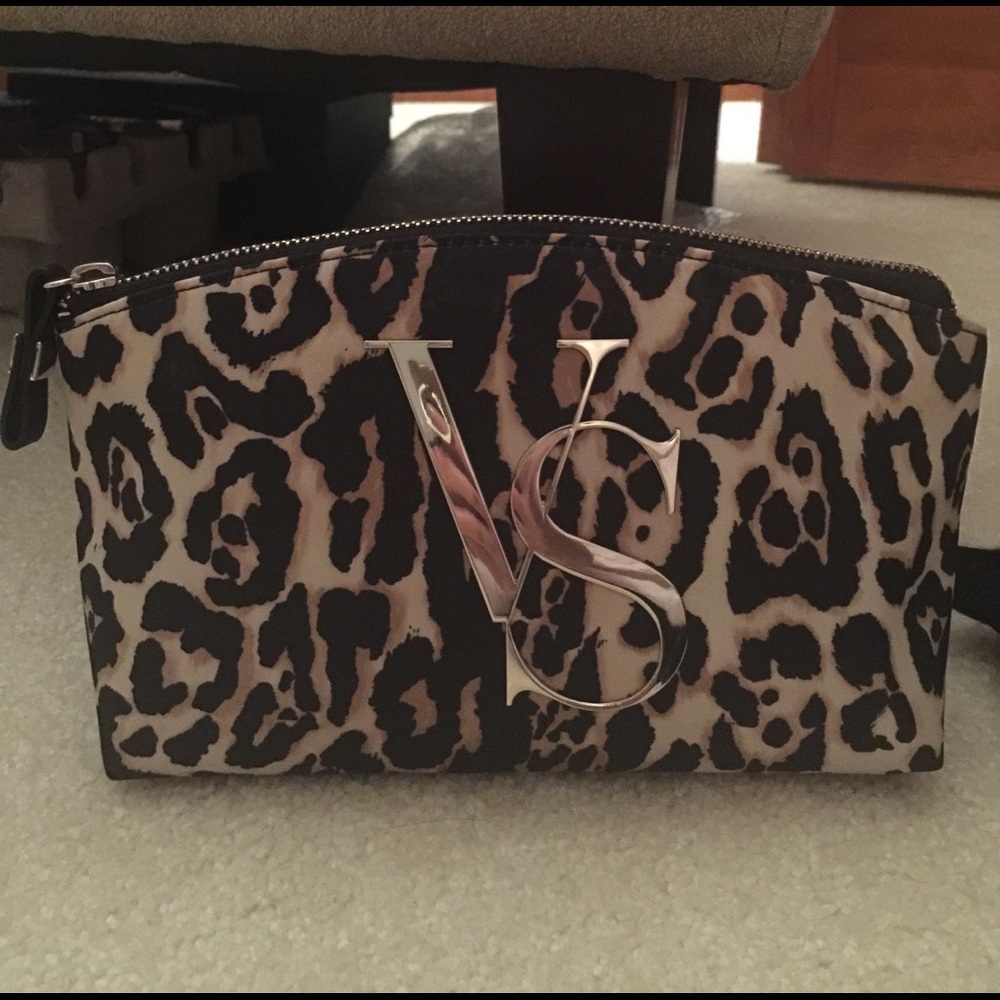 Victoria secret cosmetic pouch