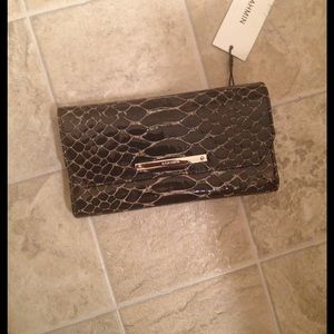 New Brahmin unique leather wallet.