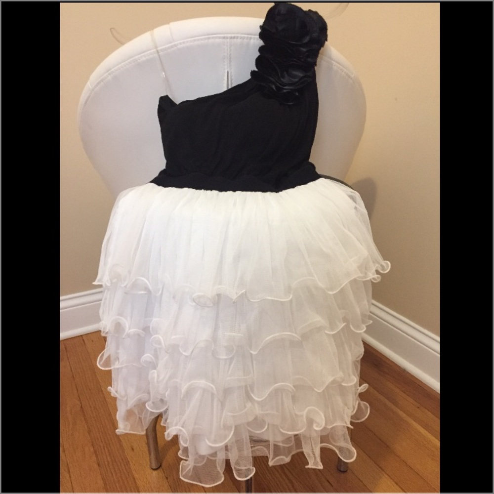 One-Sided Black & White Dress