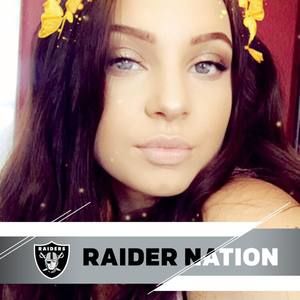 Meet your Posher, Deanna