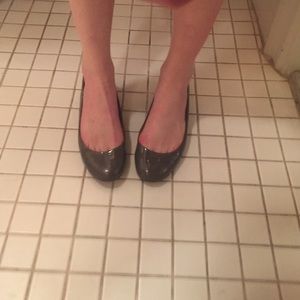 Gray patent leather Vera wang flats