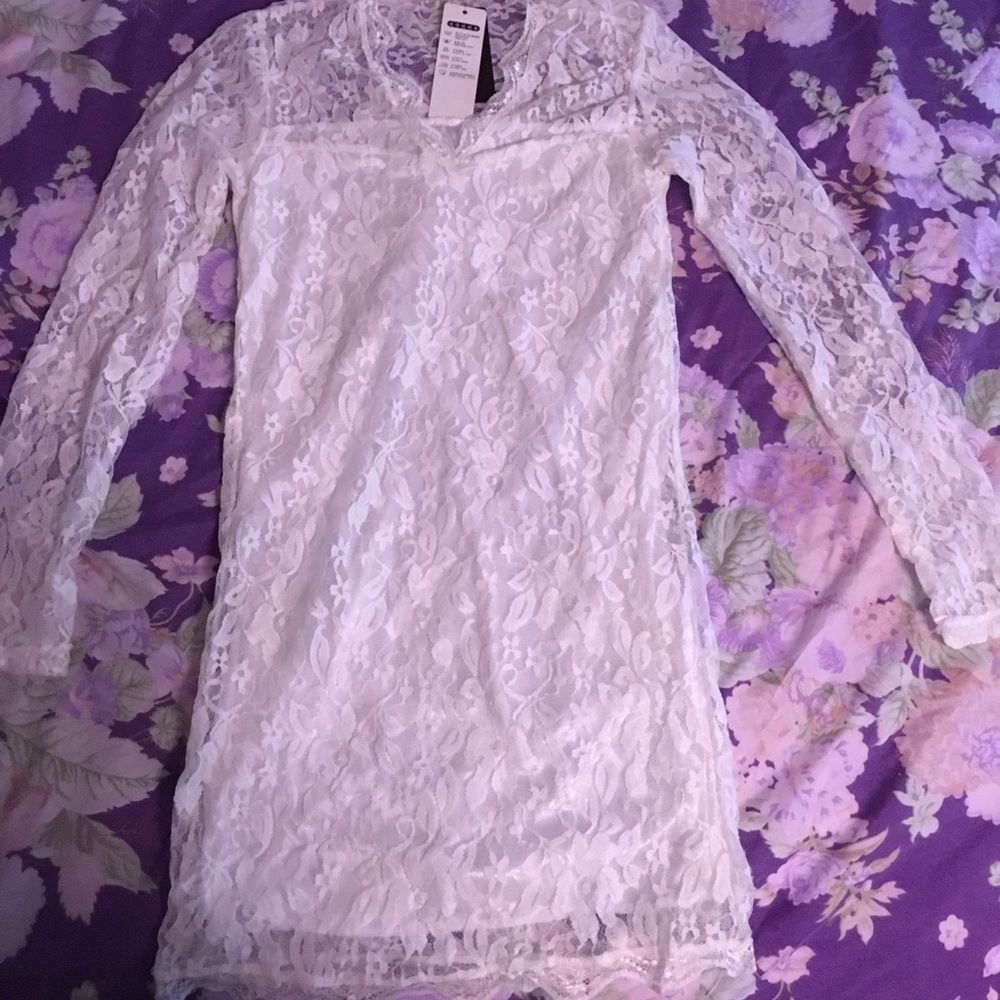 White lace dress