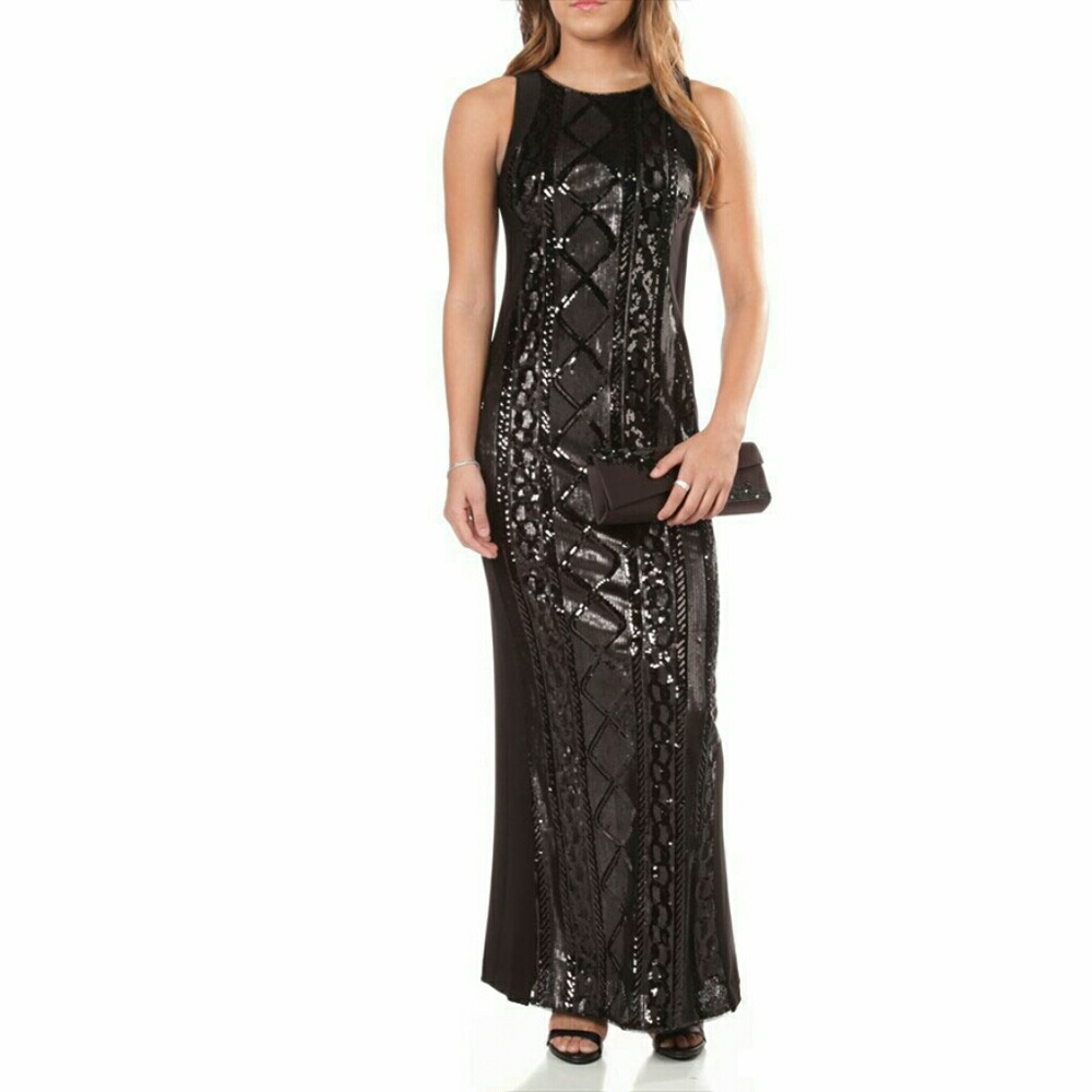 Adrianna Papell Petite Sequined Diamonds Gown