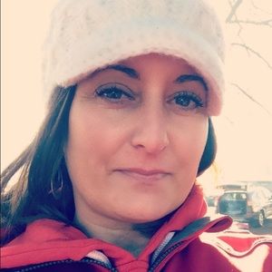 Meet your Posher, Dana