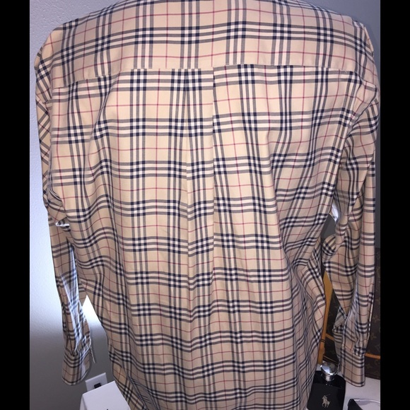 Burberry Men's Classic - Picture 2 of 4