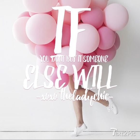 Welcome To theladychic Closet - Picture 2 of 8