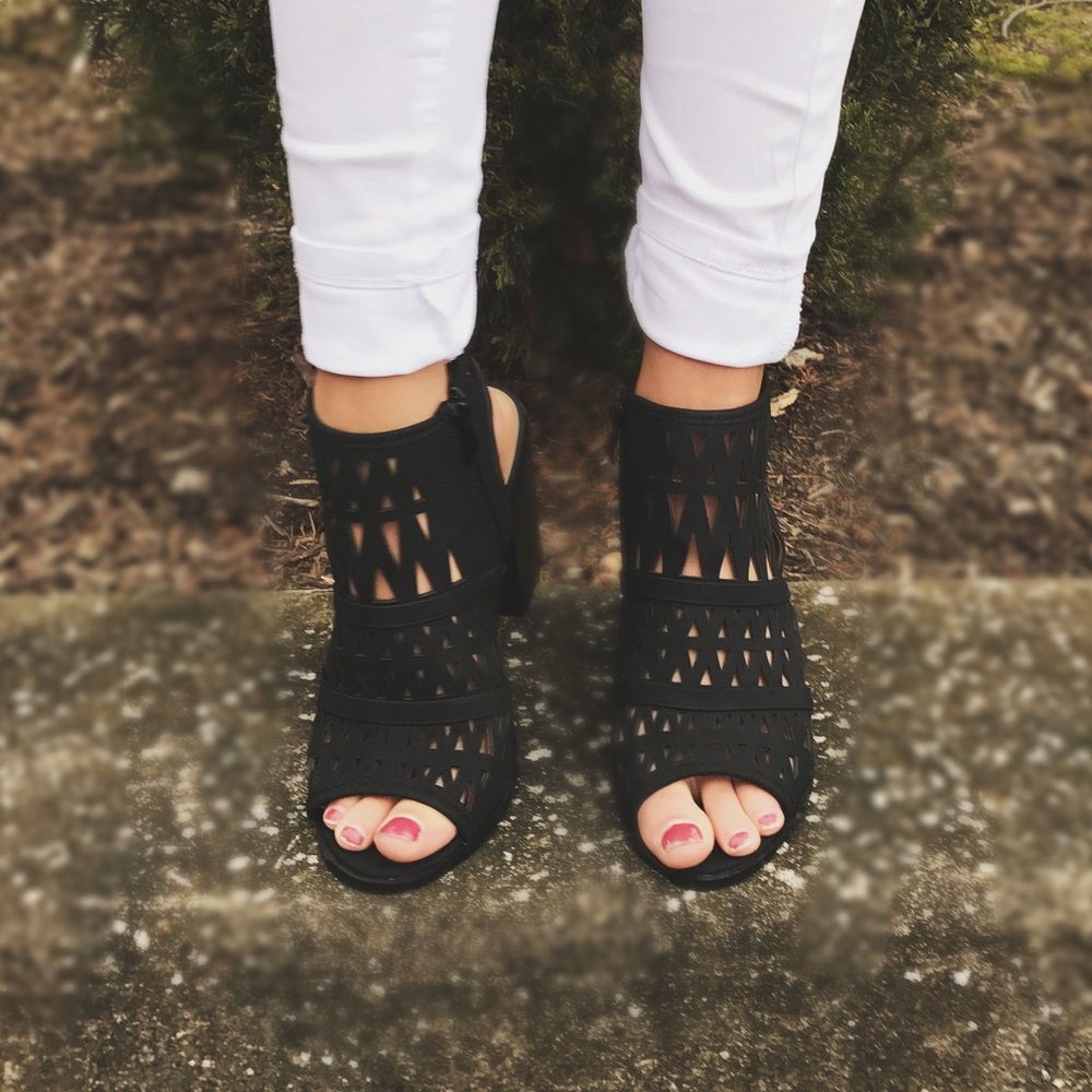 🌸Peep Toe Bootie Sandals - Picture 4 of 6