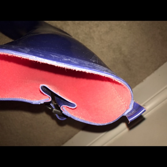 Rain boots - Picture 2 of 4