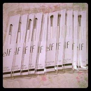 Elf brushes