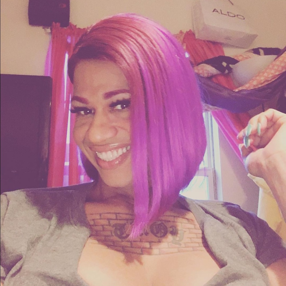 Meet your Posher, Troy