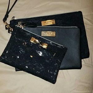 LNWOT VS LACE LEATHER WRISTLET SET