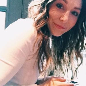 Meet your Posher, Gia