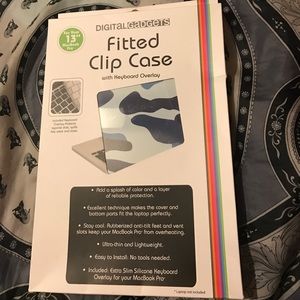 Fitted clip case for 13" MacBook Pro