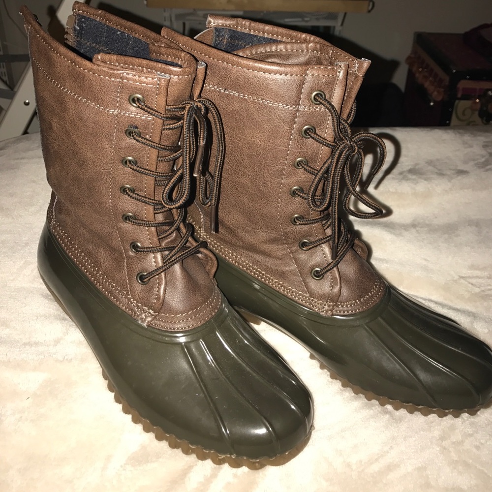 Madden Girl Duck 🦆 Boots