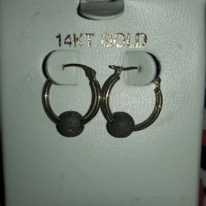 NIB 14k gold diamond encrusted hoops $125 MINT