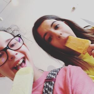 Meet your Posher, Ella