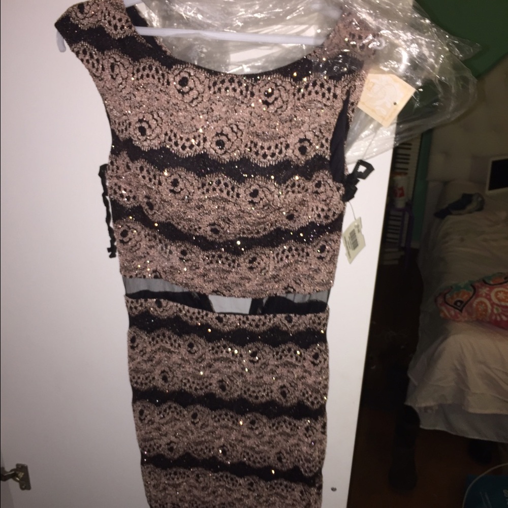 BRAND NEW PROM DRESS
