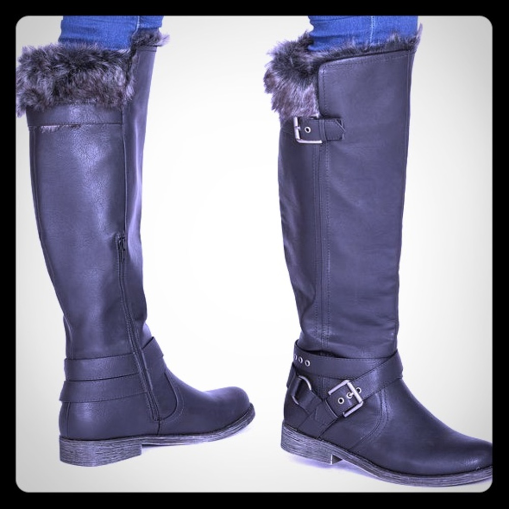 Black Fur/Faux Leather Boots