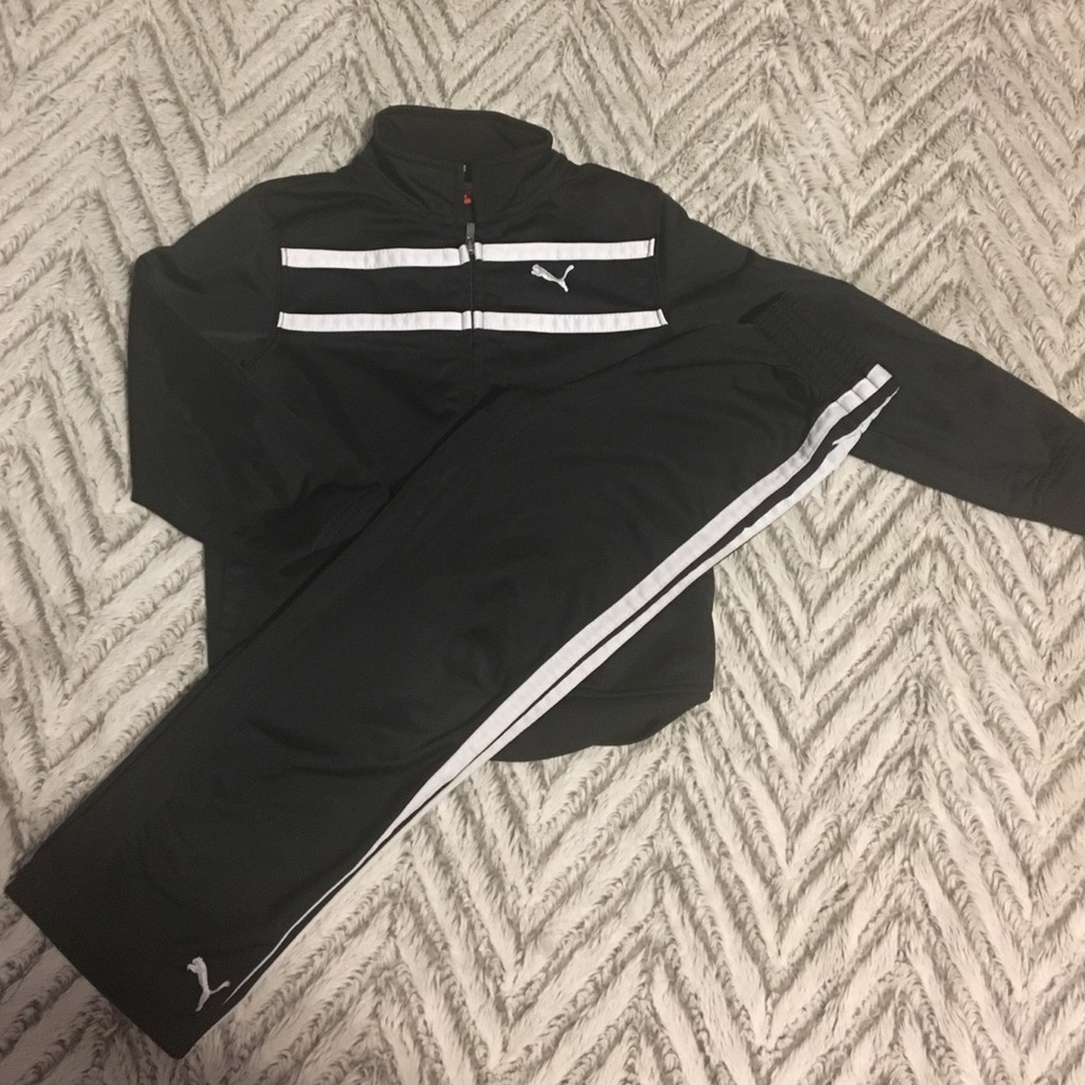 Boys Puma sz 5 black track suit