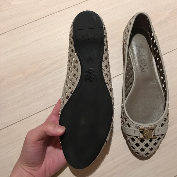 Versace collection flats size 36 but fits  6.5 - Picture 3 of 4