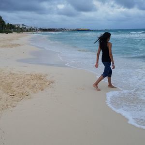 Meet your Posher, Bela