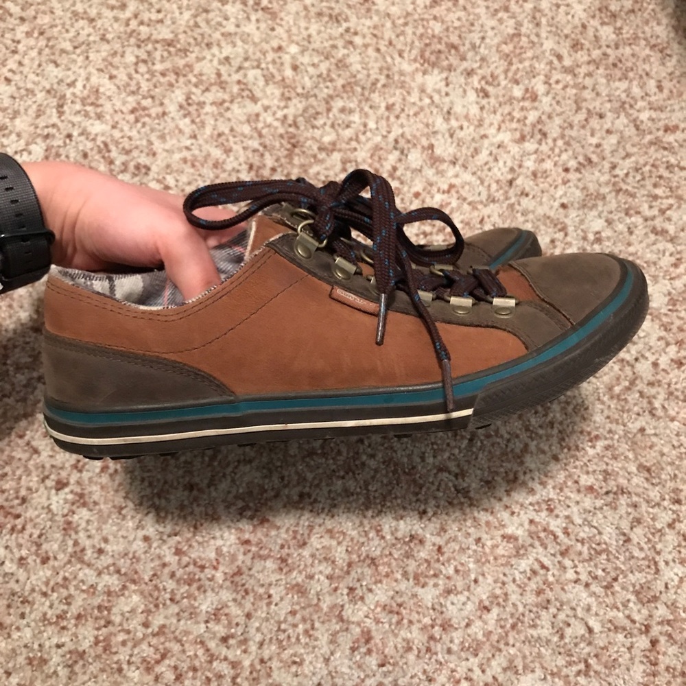 Simple Leather Sneakers