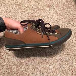 Simple Leather Sneakers