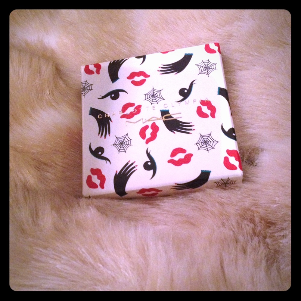 MAC Charlotte Olympia Mirror