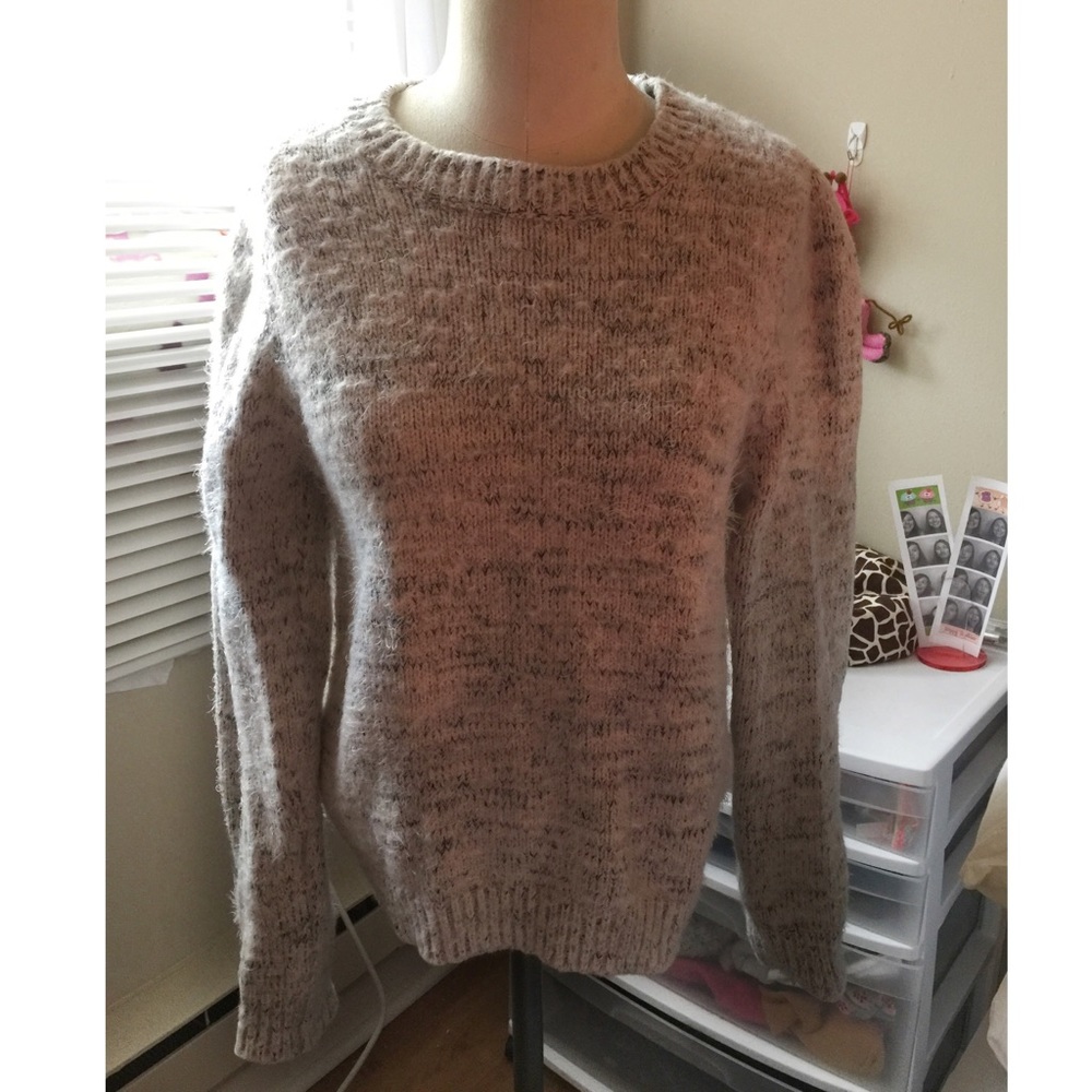 Forever 21 Grey Sweater