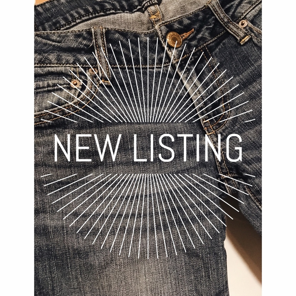 AEO distressed favorite boyfriend jeans